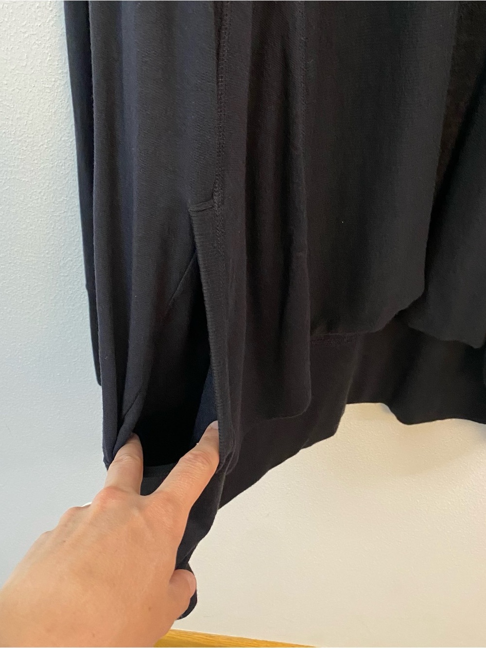 Athleta Pranayama Restore Wrap Black Cardigan Womens Medium Activewear - Picture 3 of 8